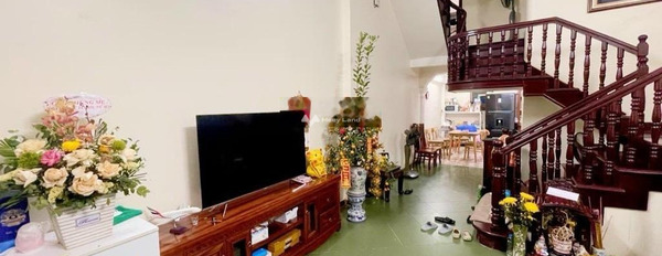 Bán nhà có diện tích rộng 65m2 vị trí đẹp tọa lạc ngay trên Yên Lạc, Hai Bà Trưng trong nhà tổng quan gồm có 4 phòng ngủ 4 WC giá tốt nhất-02