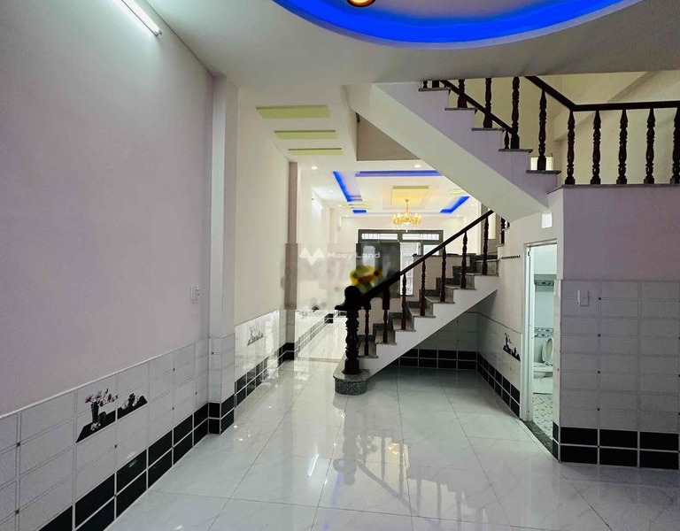 Nhà gồm 2 PN, cho thuê nhà ở có diện tích tiêu chuẩn 60m2 giá thuê bất ngờ từ 5 triệu/tháng vị trí thuận lợi ngay ở Hóa An, Biên Hòa-01
