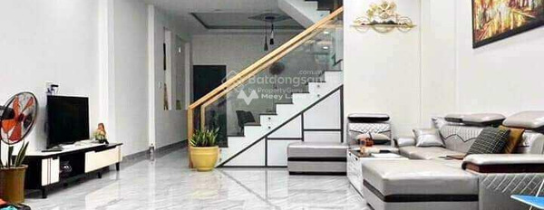 Giá bán 4.5 tỷ bán nhà diện tích chuẩn 108m2 vị trí đẹp ở Phước Long, Khánh Hòa nhà này gồm 3 PN, 3 WC liên hệ chính chủ.-03