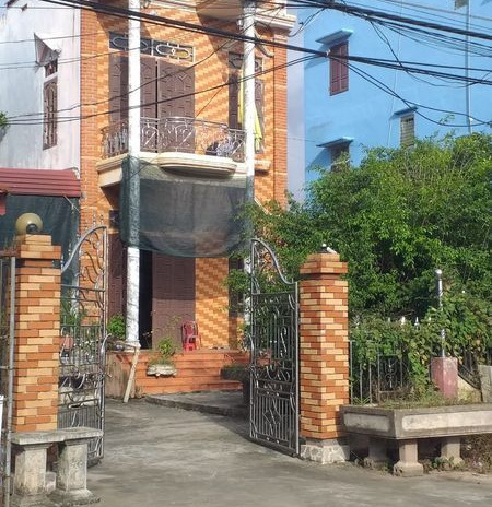 Cần bán nhà mặt đường xã Hải Sơn