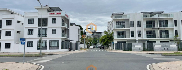 Vị trí thuận lợi nằm ở Nguyễn Hoàng, Quận 2, cho thuê nhà, giá thuê khởi điểm chỉ 70 triệu/tháng có diện tích tổng là 161m2 thuận tiện di chuyển-03
