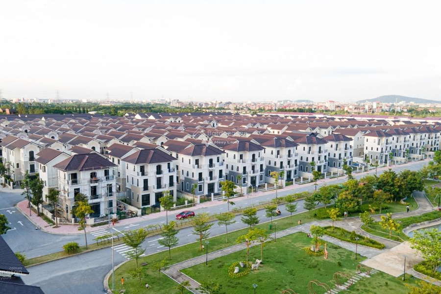 Cần bán biệt thự nằm ngay Từ Sơn, Bắc Ninh, bán ngay với giá vô cùng rẻ chỉ 14.8 tỷ có diện tích rộng 216m2, nhà gồm 4 PN, 5 WC bãi đậu xe rộng-01