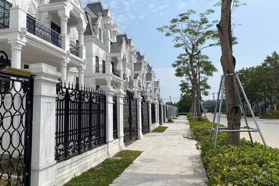 Đầu tư bất động sản bán liền kề mặt tiền tọa lạc ngay ở Tây Hồ, Hà Nội bán ngay với giá tốt nhất chỉ 89 tỷ với tổng diện tích 331m2 phù hợp mở shop-01