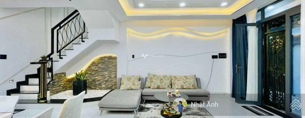 Bán nhà bán ngay với giá từ 13 tỷ có diện tích rộng 82m2 trong Phú Nhuận, Hồ Chí Minh-03