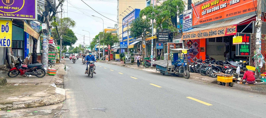 Do dịch bệnh bán kho bãi có diện tích tiêu chuẩn 418m2 vị trí mặt tiền ở Bình Tân, Hồ Chí Minh bán ngay với giá cực sốc từ 35 tỷ vị trí thuận lợi