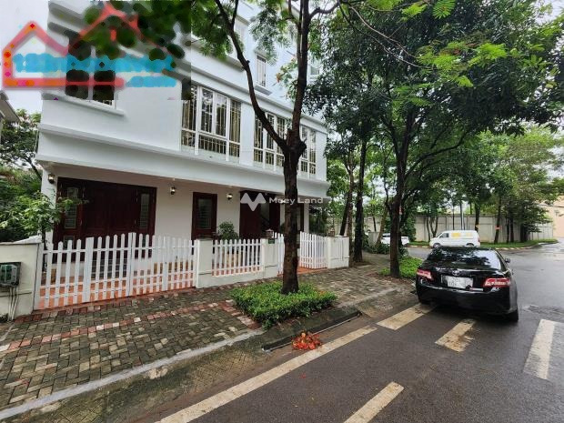 DT 105m2, bán biệt thự vị trí hấp dẫn Xuân Phương, Hà Nội, căn này có 4 phòng ngủ, với đường chính 10 m giá rẻ bất ngờ-01