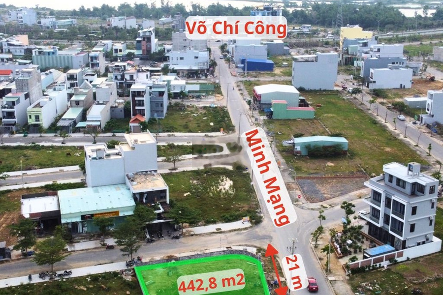 Cho thuê lô góc hai mặt tiền Minh Mạng, dt 443m2, ngang 21m -01