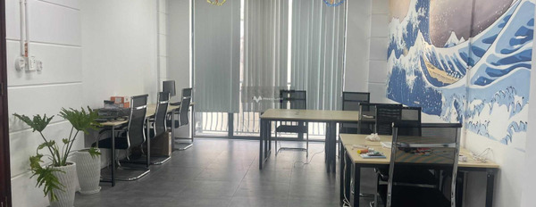 Cho thuê sàn văn phòng thuê ngay với giá bất ngờ từ 25 triệu/tháng vị trí đặt vị trí nằm tại Nguyễn Xí, Hồ Chí Minh diện tích khoảng là 120m2-03