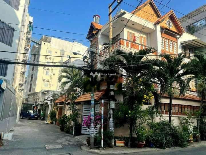 Nhà gồm 5 PN bán nhà giá bán cực tốt chỉ 24 tỷ diện tích 130m2 vị trí đặt ngay trên Quận 7, Hồ Chí Minh-01