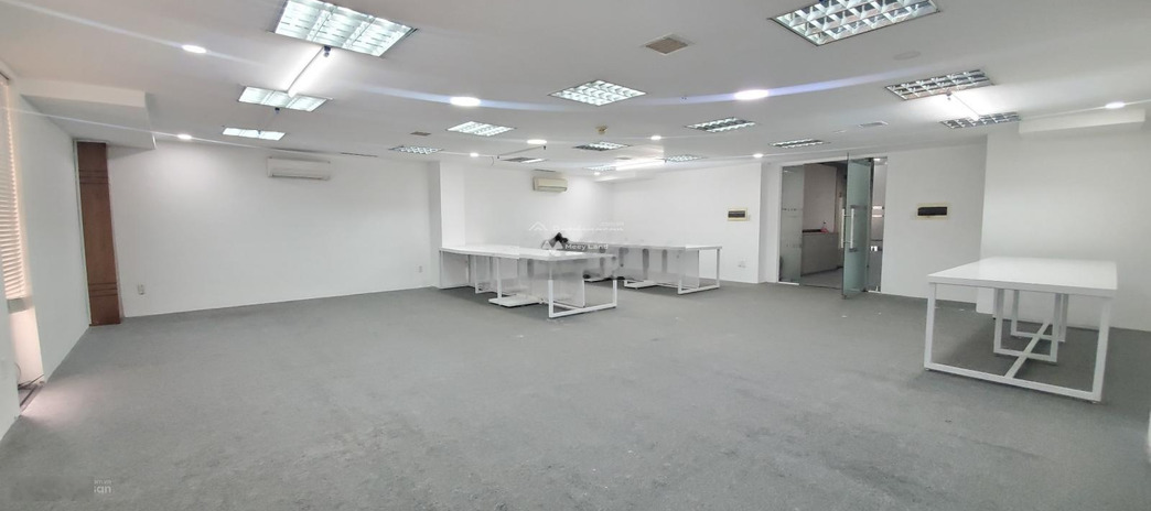 Vị trí đặt ngay trên Tân Định, Hồ Chí Minh cho thuê sàn văn phòng giá thuê siêu mềm 60 triệu/tháng diện tích tổng 145m2