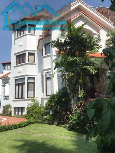 Căn nhà gồm có tất cả 6 PN, bán biệt thự, giá bán cực rẻ chỉ 2.62 tỷ diện tích tầm trung 160m2 vị trí đẹp ngay trên Bình Chánh, Hồ Chí Minh-01