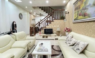 Bán nhà ở có diện tích rộng 43m2 bán ngay với giá rẻ từ 4.4 tỷ vị trí thuận lợi gần Khương Đình, Thanh Xuân-02