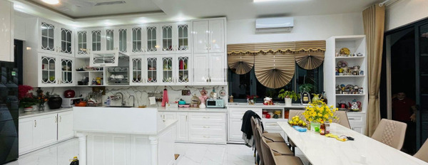 Trong khu Vinhomes Cầu Rào 2, bán liền kề vị trí mặt tiền nằm ở Vĩnh Niệm, Hải Phòng bán ngay với giá cực sốc chỉ 40 tỷ diện tích rộng 320m2-02