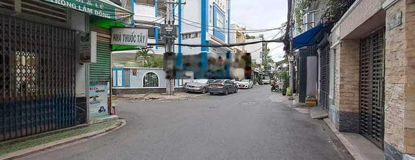 Chủ định cư bán gấp nhà đang cho thuê 23 triệu, Đ. Đặng Thai Mai, P. 7 - Phú Nhuận, 63m2 -03