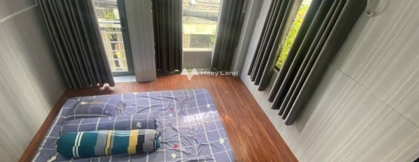 Cho thuê nhà diện tích rộng rãi 55m2 vị trí ở Phường 6, Tân Bình giá thuê đề xuất từ 13 triệu/tháng, nhà gồm 2 phòng ngủ, độ ngang lộ 5 mét-02