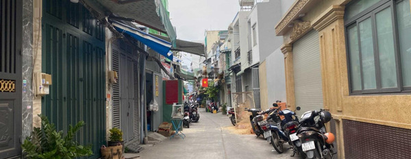 Vị trí thuận lợi Chiến Lược, Hồ Chí Minh bán nhà giá bán đề xuất 7.6 tỷ nhìn chung gồm 4 phòng ngủ 4 WC-03