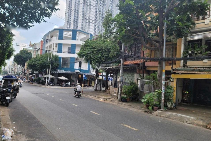 Bán nhà ở có diện tích chung là 80m2 bán ngay với giá thị trường 13 tỷ vị trí đẹp ở Quận 6, Hồ Chí Minh-01