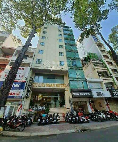 Cho thuê nhà nằm ngay Bùi Thị Xuân, Quận 1, giá thuê cực mềm chỉ 180 triệu/tháng với diện tích 120m2-01