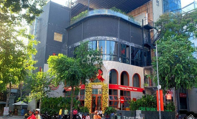 Do gặp sự cố bán nhà vị trí đẹp nằm tại Quận 1, Hồ Chí Minh bán ngay với giá ưu đãi 270 tỷ có diện tích 352m2 liên hệ chính chủ