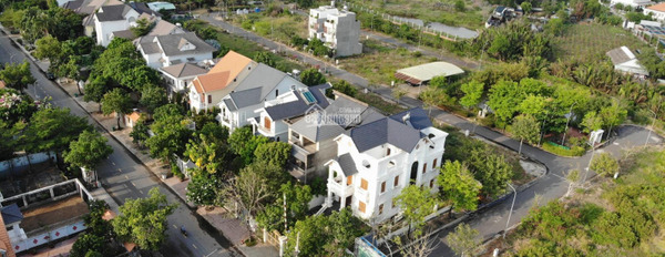 Vị trí đẹp ở Phú Hữu, Quận 9 bán đất, giá giao động từ 18.43 tỷ có diện tích chung là 455m2-02